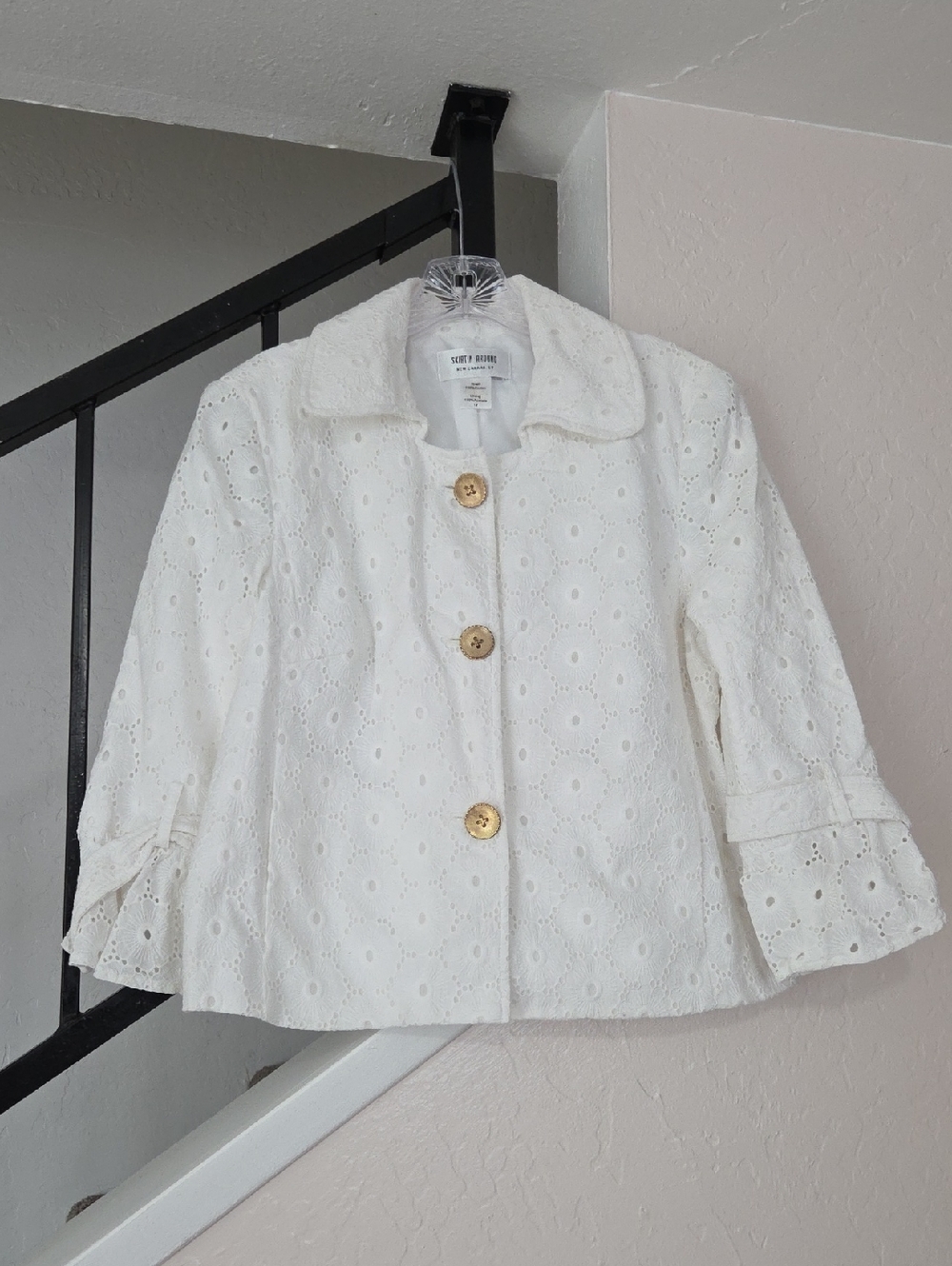 Skirtin Around White Eyelet Detail Jacket Size 12